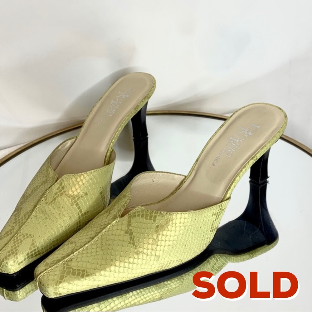 VINTAGE KITTEN TOE SNAKESKIN MULES 🐍